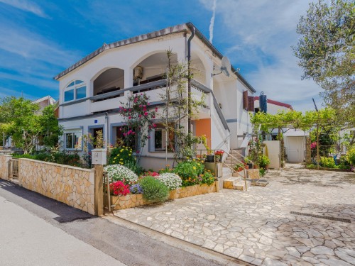 Holiday apartment - 4 persons -  - Pedinka III - 23234 - Vir