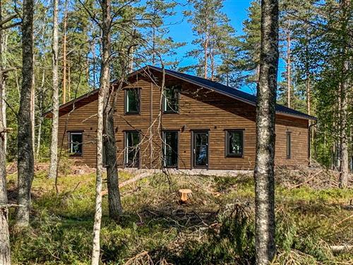 Fritidshus - 5 personer -  - Norra Averstad Storön 1; Lej - Värmlandsnäs/Säffle - 661 91 - Säffle