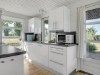 Image 11 - Kitchen