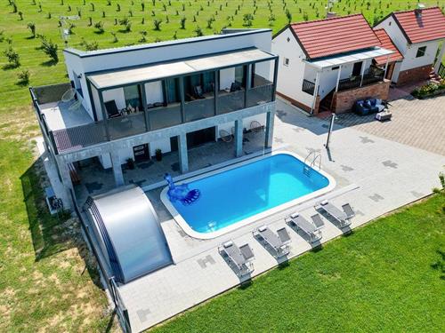 Holiday home - 8 persons -  - Sedlarica - Pitomaca - Sedlarica - 33405 - Sedlarica