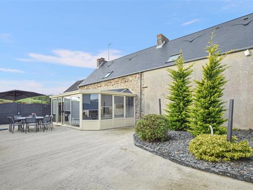 Holiday home - 8 persons -  - Rue de la Febvrerie - 50710 - Créances