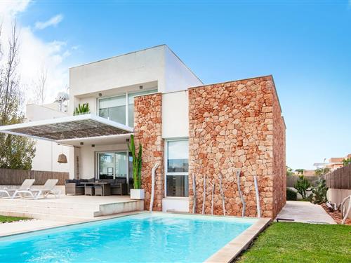 Holiday home - 6 persons -  - Carrer des Bosquerrot - Can Bosquerro, Sa Rapita - 07639 - Sa Rapita