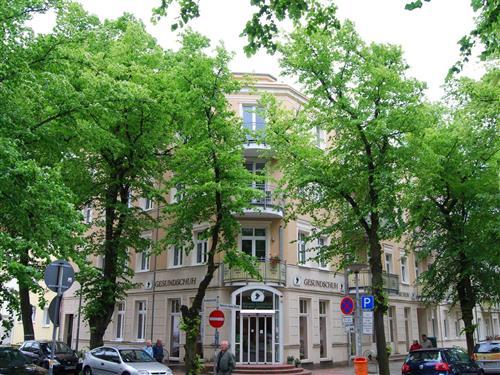 Ferielejlighed - 2 personer -  - Aufzug, Balkon, Neu ausgestattet - 18119 - Rostock / Warnemünde