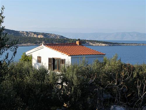 Holiday apartment - 5 persons -  - Gdinj 200, Uvala Pokrivenik - 21467 - Gdinj-Virak