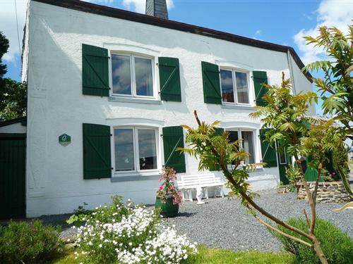 Holiday Home/Apartment - 6 persons -  - 6660 - Houffalize
