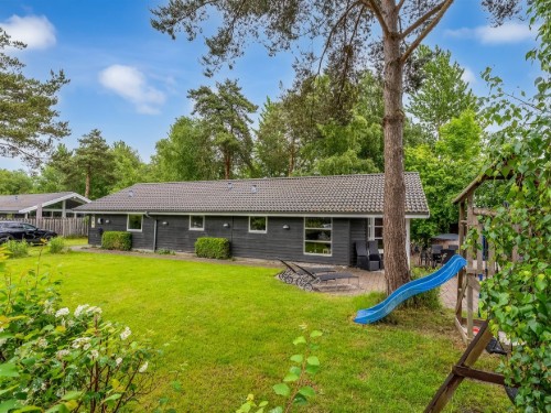 Sommerhus - 8 personer -  - Egernstien - Marielyst - 4873 - Væggerløse
