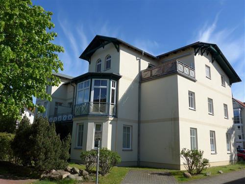 Ferienhaus - 3 Personen -  - Kurstraße - 18181 - Seeheilbad Graal-Müritz