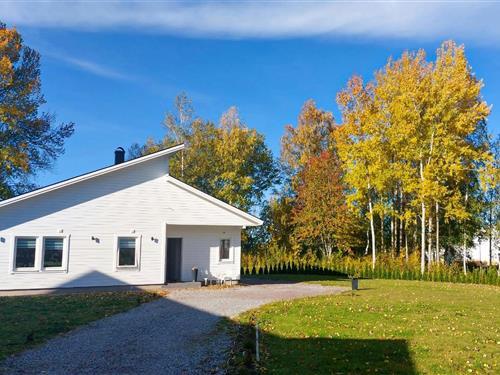 Holiday home - 5 persons -  - Mästaregatan - Kumla/Fylsta - 692 71 - Kumla