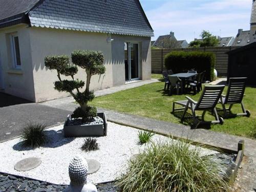 Holiday Home/Apartment - 6 persons -  - 56370 - Sarzeau