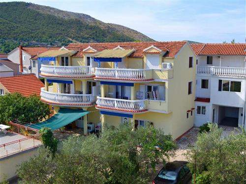 Ferielejlighed - 5 personer -  - Donji Banovci - 22010 - Grebaštica