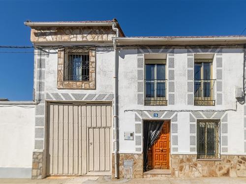 Holiday home - 10 persons -  - Calle San José - 49137 - Villarrín De Campos