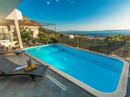 Holiday Home/Apartment - 14 persons -  - Pozare - 21300 - Puharici Bei Makarska
