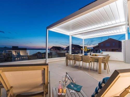 Holiday apartment - 8 persons -  - Ulica Jurja Dalmatinca - Pag - Mandre - 23251 - Mandre