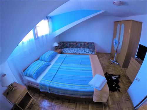 Feriehus / leilighet - 2 personer -  - Biograd na Moru - 23210 - Biograd Na Moru