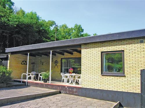 Sommerhus - 4 personer -  - Kanegårdsvej - 3700 - Rønne