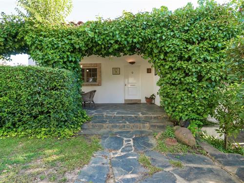 Holiday home - 8 persons -  - 10512 - Herrera De Alcántara