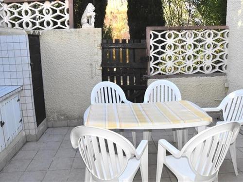 Holiday Home/Apartment - 4 persons -  - 11370 - Leucate