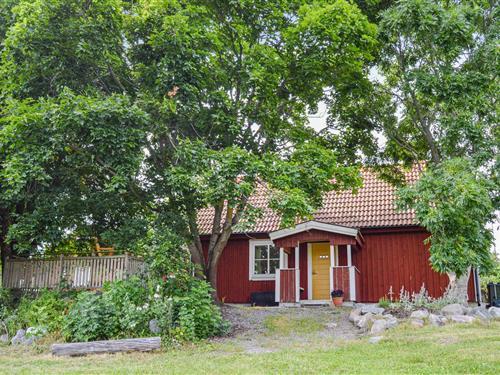 Sommerhus - 5 personer -  - Lundby Gård - 646 92 - Gnesta