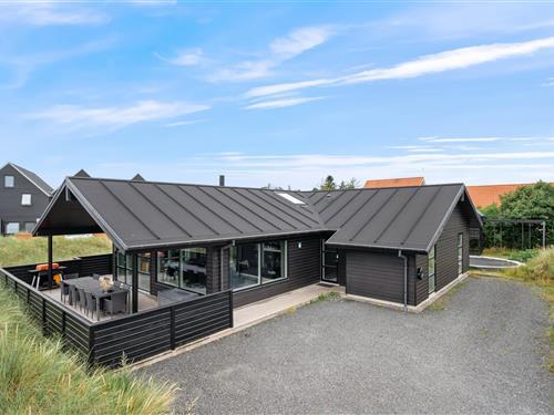 Sommerhus - 12 personer -  - Gl. Skolevej - 6857 - Blåvand