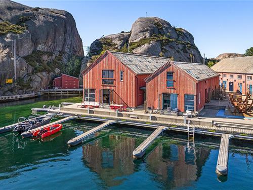Sommerhus - 8 personer -  - Kapelløya 1B apart. nr. - Verftet Ny-Hellesund - 4644 - Søgne