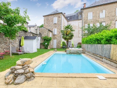 Holiday apartment - 2 persons -  - Place du manège - 12230 - Saint Jean Du Bruel