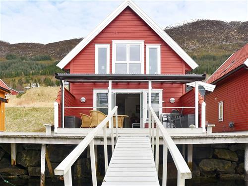 Holiday Home/Apartment - 6 persons -  - Sjølyst - Haugsbygda - 6082 - Gursken