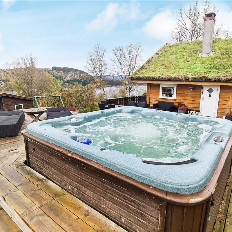  - 12 personer -  - Seldalsveien - 4120 - Tau