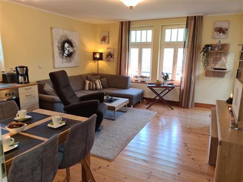 Holiday Home/Apartment - 6 persons -  - Neue Reihe - 18225 - Ostseebad Kühlungsborn