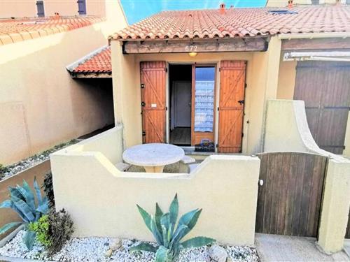 Holiday Home/Apartment - 4 persons -  - 11370 - Leucate