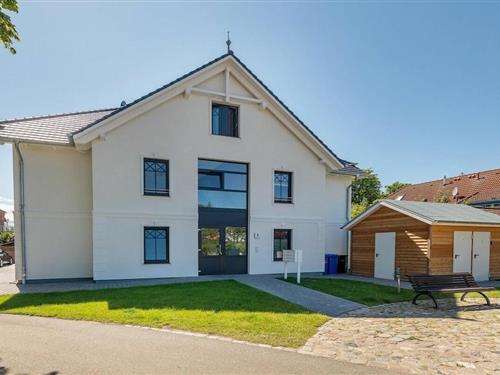 Sommerhus - 4 personer -  - 18375 - Prerow