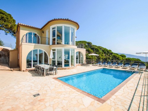 Sommerhus - 12 personer -  - 17310 - Lloret De Mar