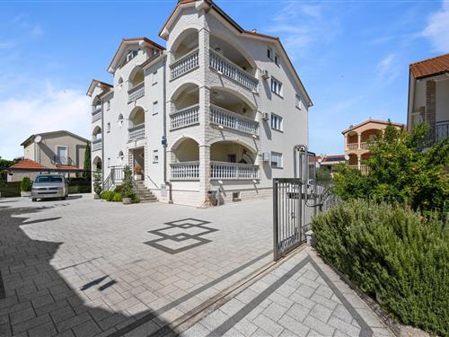 Holiday Home/Apartment - 5 persons -  - Ulica Miroslava Krleze - Vodice-Vodice - 22211 - Vodice