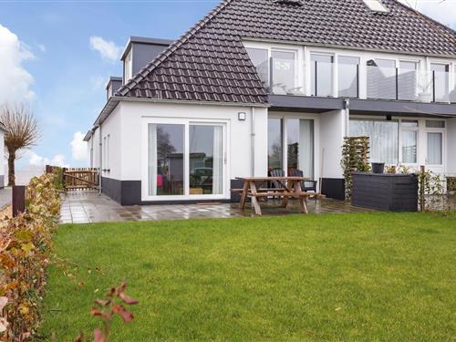 Holiday apartment - 1 person -  - Offingawier