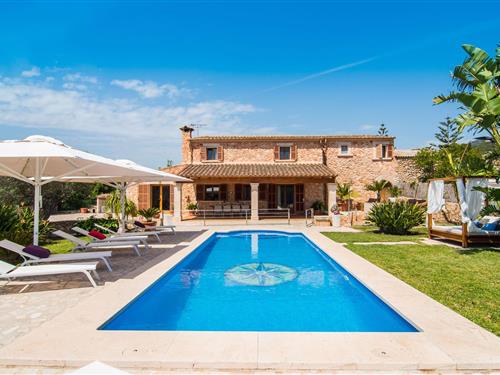 Holiday home - 8 persons -  - Diseminado Sexta Volta - Can Lliganya, Shorta - 07669 - Shorta