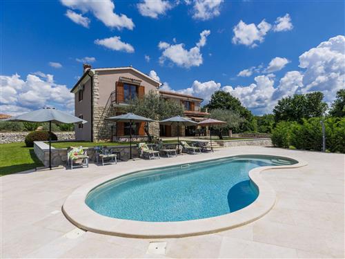 Holiday home - 8 persons -  - Porec/Sv. Lovrec - 52444