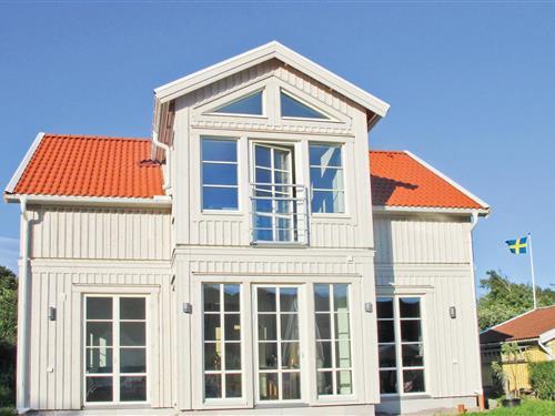 Holiday Home/Apartment - 6 persons -  - Heestrand Rådalen - 457 47 - Hamburgsund