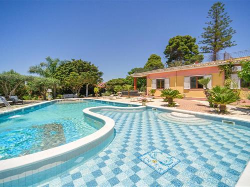 Sommerhus - 8 personer -  - Contrada Mandrazzi - Menfi - 92013 - Menfi Ag