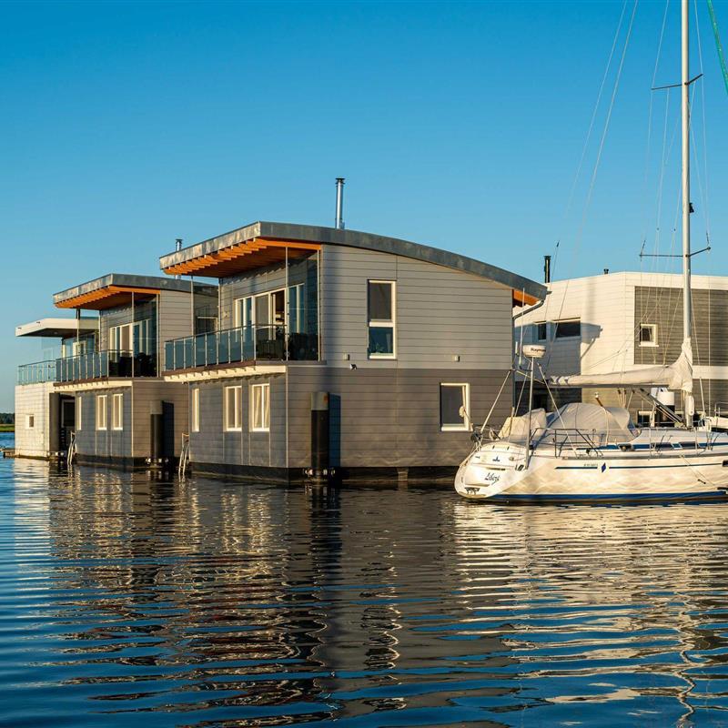 Båd - 4 personer -  - Hafenstr. - 17440 - Kröslin