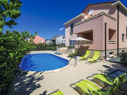 Feriehus - 10 personer -  - Cesta dr. Franje Tudmana - Trogir-Kastel Luksic - 21215 - Kastel Luksic