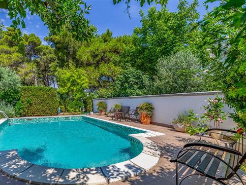 Holiday home - 8 persons -  - Marlera - 52204 - Liznjan