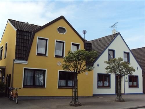 Holiday Home/Apartment - 4 persons -  - Strandstraße - 27639 - Wurster Nordseeküste