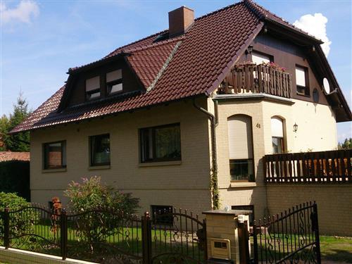  - 3 Personen -  - Alte Lindenstraße - 03053 - Cottbus