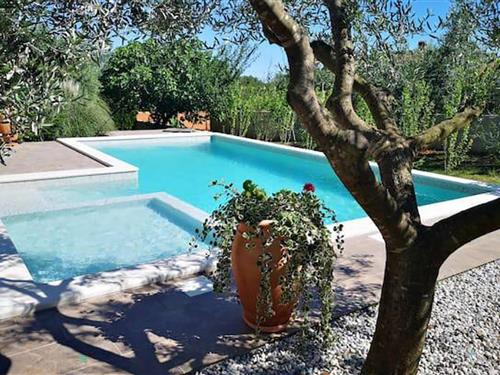 Holiday home - 8 persons -  - Palera - 52203 - Liznjan
