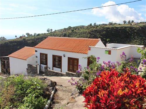 Holiday Home/Apartment - 4 persons -  - Las Tierritas N°22, Velhoco - 38700 - Santa Cruz De La Palma