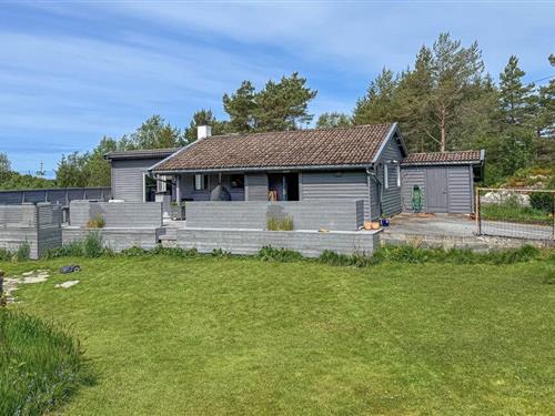 Holiday home - 8 persons -  - Hanøymyra - 5394 - Kolbeinsvik