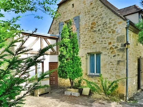 Holiday home - 12 persons -  - Rue Louise Michel - 24200 - Sarlat La Caneda