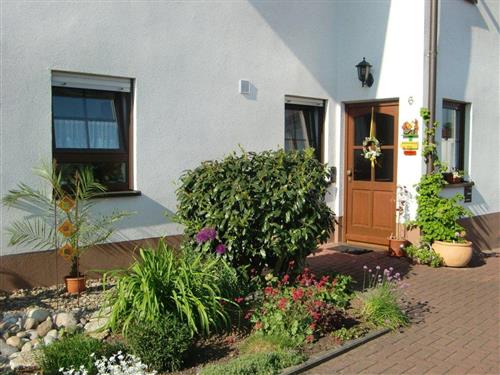 Holiday Home/Apartment - 3 persons -  - Schloßstraße - 96120 - Bischberg