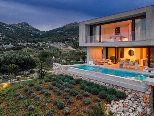 Holiday home - 7 persons -  - Branka Vucetica - 21450 - Hvar