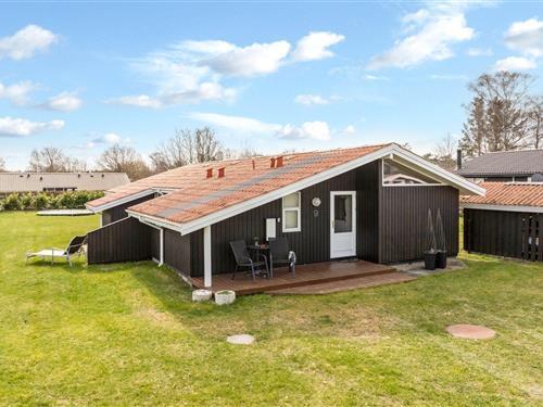 Sommerhus - 8 personer -  - Haslevgaarde Strand - Øster Hurup - 9560 - Hadsund