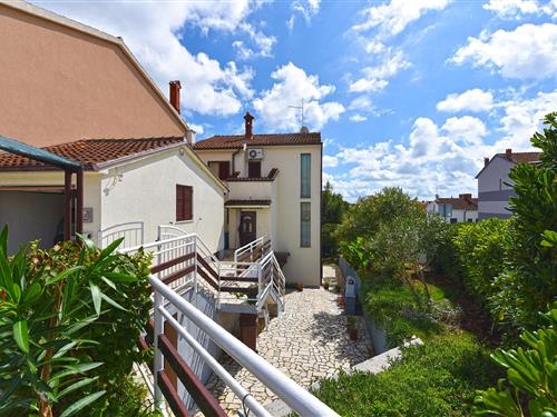 Holiday Home/Apartment - 4 persons -  - Mardeganijeva ul. - 52100 - Pula